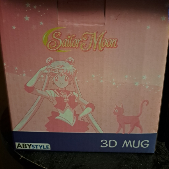 3D Luna Sailor Moon Cup/Mug with lid brand new - Picture 4 of 4